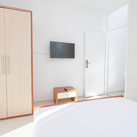 Apartment Aria Baška Voda Exteriör bild
